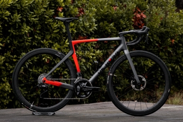Front page | DE ROSA JAPAN Front page | DE ROSA JAPAN