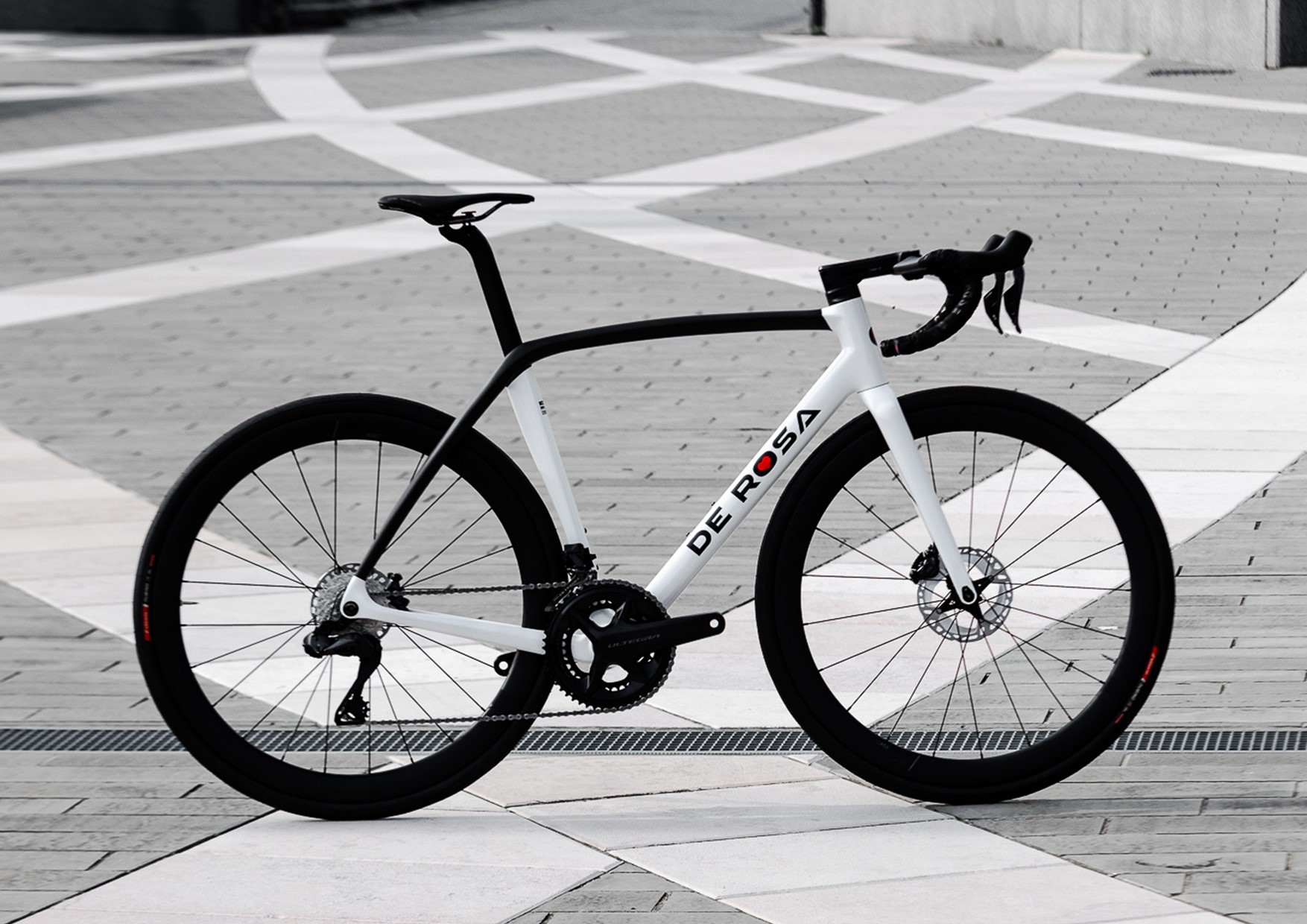 DEROSA　IDOL2016(現地手渡し) DE ROSA アイドル IDOL 2016モデル 495サイズ ロードバイク 買取